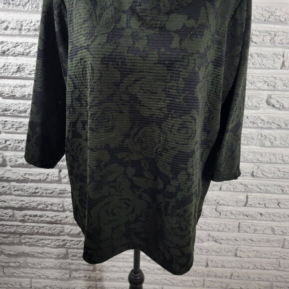 Rafaella Womens Top 2X Plus 3/4 Sleeve Green Roses Zip Shoulder FLO35E - Picture 4 of 9